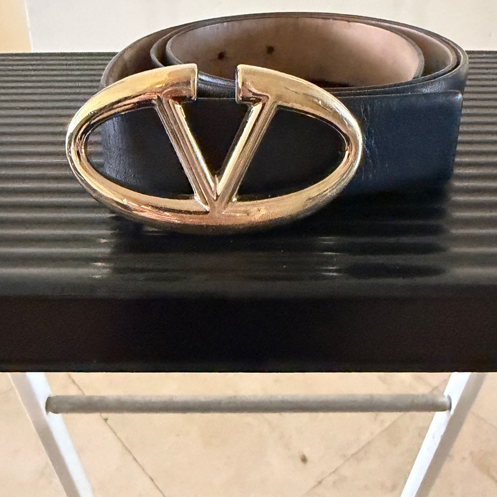 Valentino Black Leather Belt with Gold V Oval Buckle. Size 85